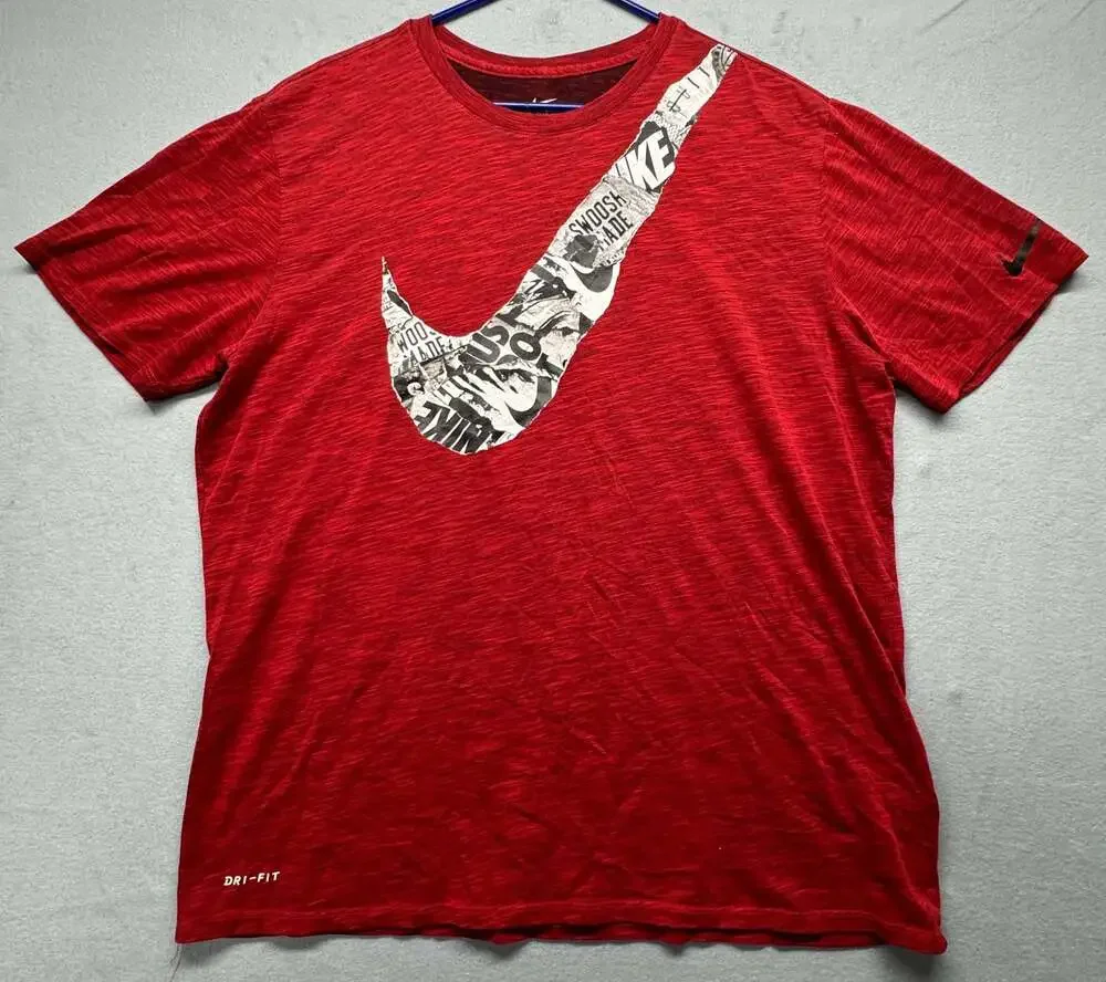 Nike Men's Dri-FIT Slub Graphic Swoosh T-Shirt Red Style 923532-657